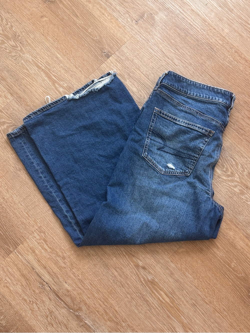 American Eagle Outfitters Women's Straight-Leg Blue Jeans